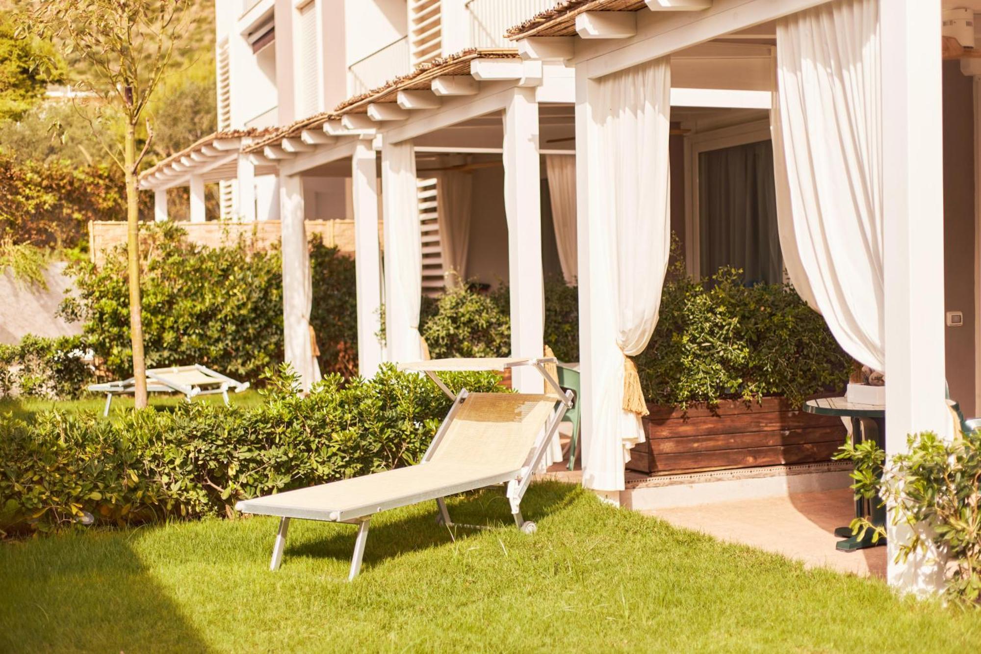 Ancora Resort Ачиароли Екстериор снимка